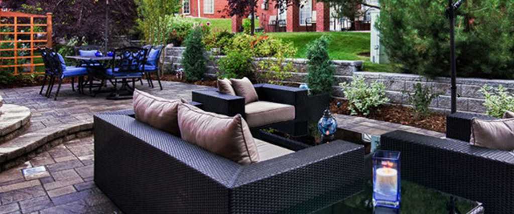 Retaining walls create a sunken outdoor living room.